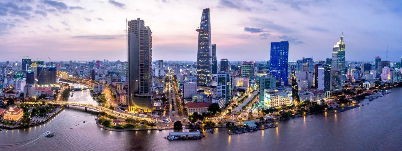 เรดดอร์ซ ใกล้ถนนเลวานเลือง Hotel ฮานอย ภายนอก รูปภาพ