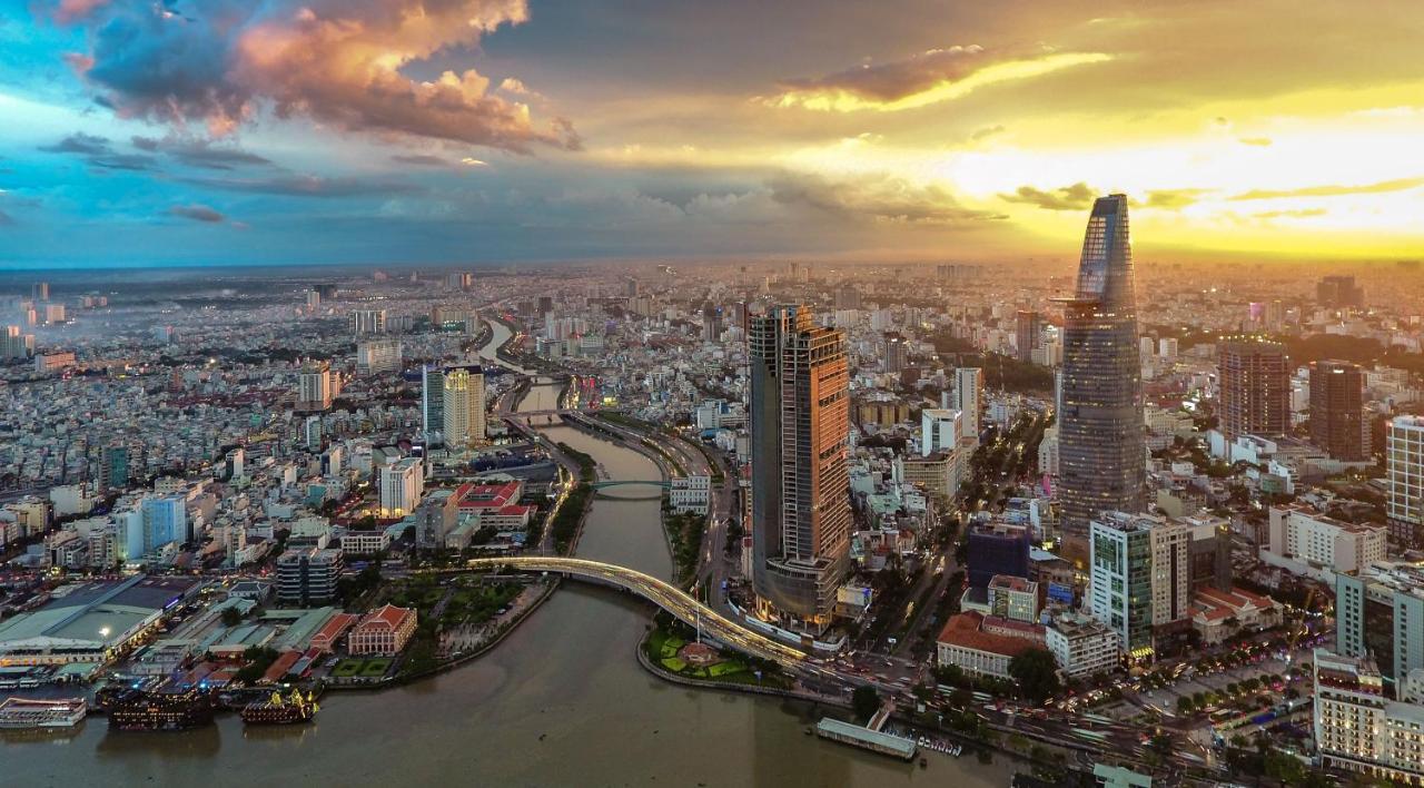 เรดดอร์ซ ใกล้ถนนเลวานเลือง Hotel ฮานอย ภายนอก รูปภาพ