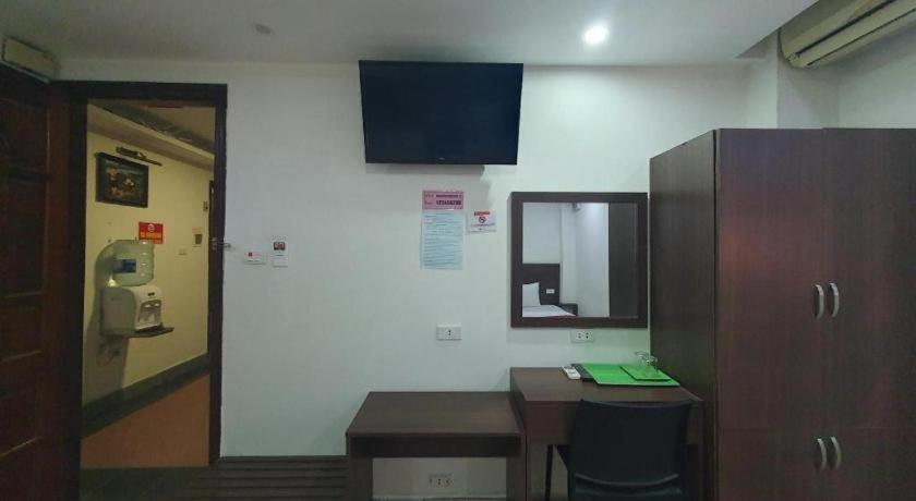 เรดดอร์ซ ใกล้ถนนเลวานเลือง Hotel ฮานอย ภายนอก รูปภาพ